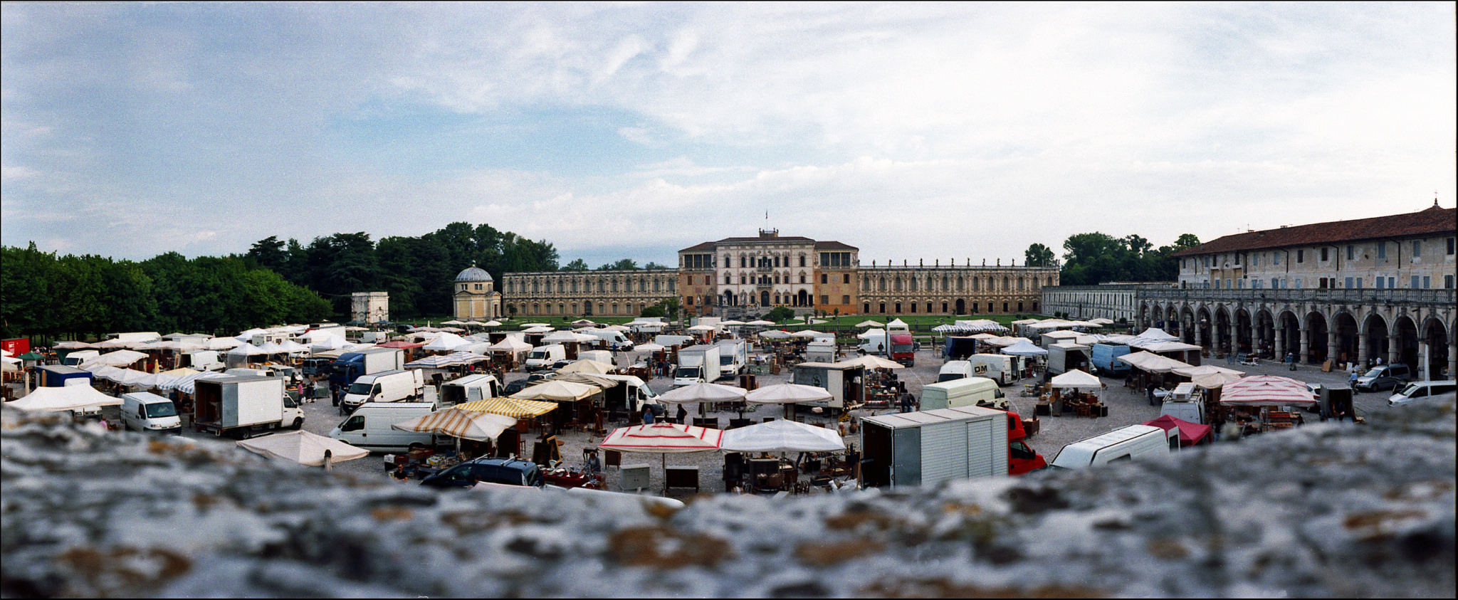 https://www.villeveneteforyou.com/pacchetti/villa-contarini-mercatino-dellantiquariato/